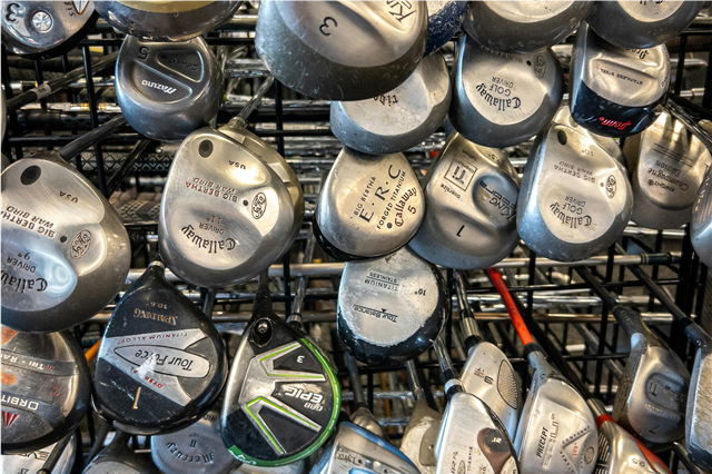 Which hand does a golf glove go on